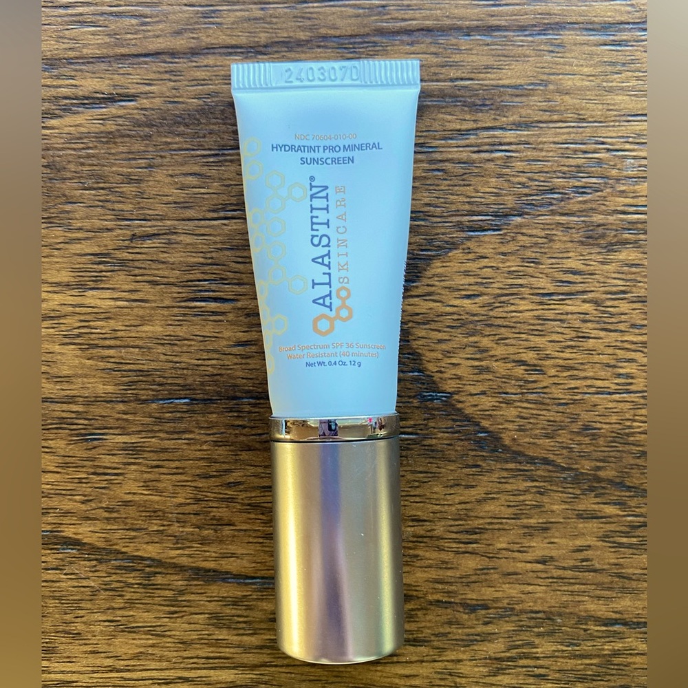 New, Unused Alastin Skincare Hydratint Pro Mineral Sunscreen